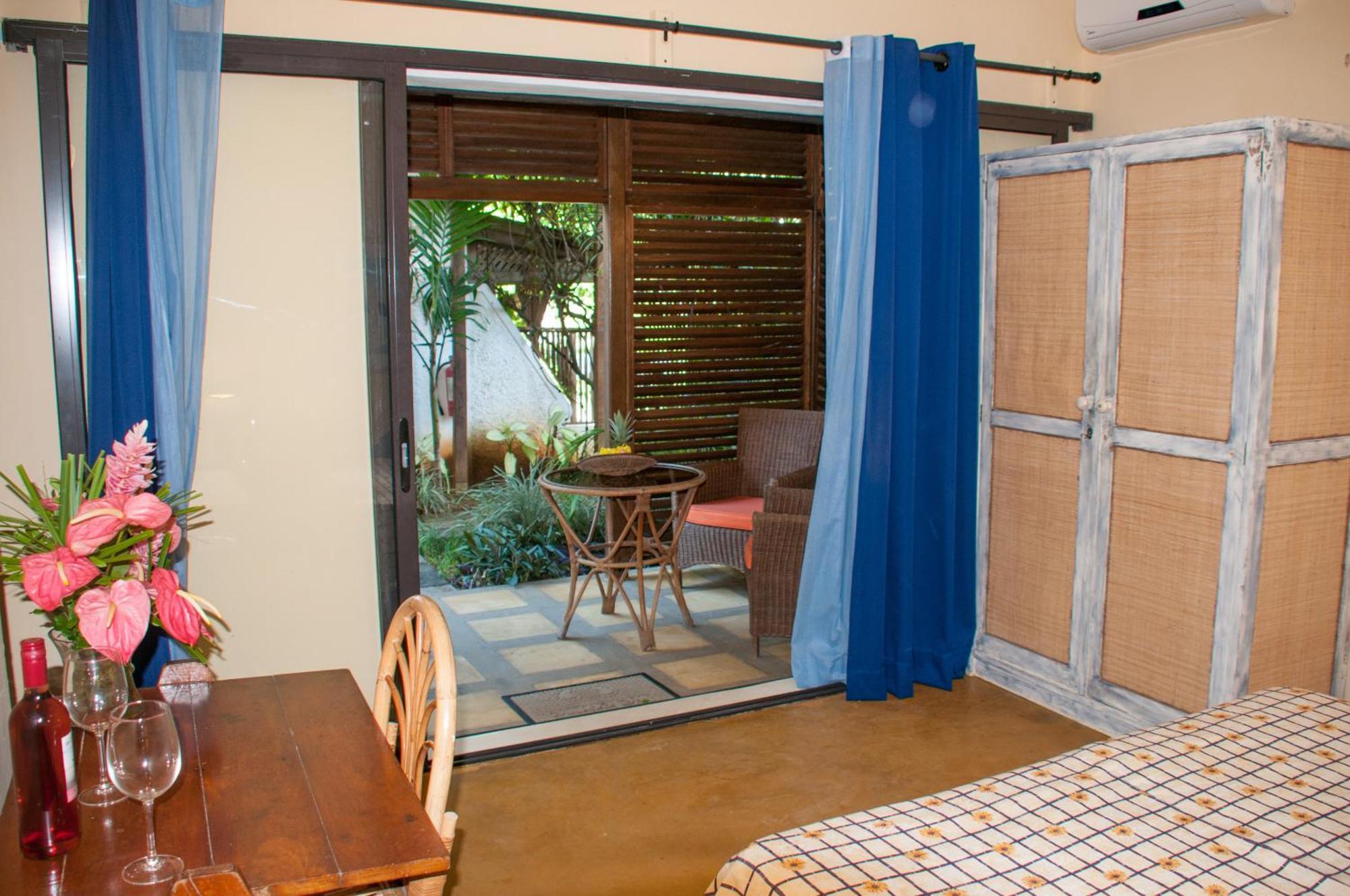 Chantauvent Guest House Blue Bay Bilik gambar